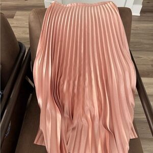 Elegant Pleated Pink Skirt